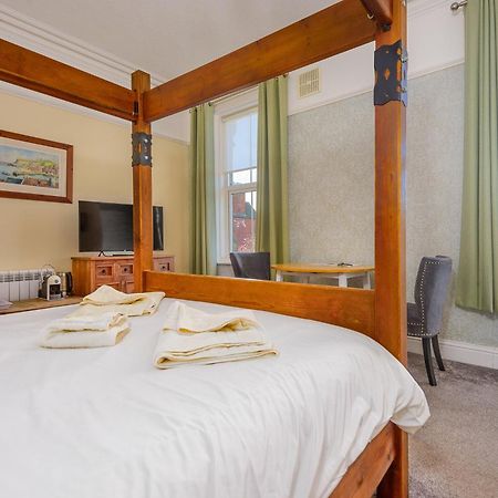 Hillcrest Whitby Bed and Breakfast Exteriör bild