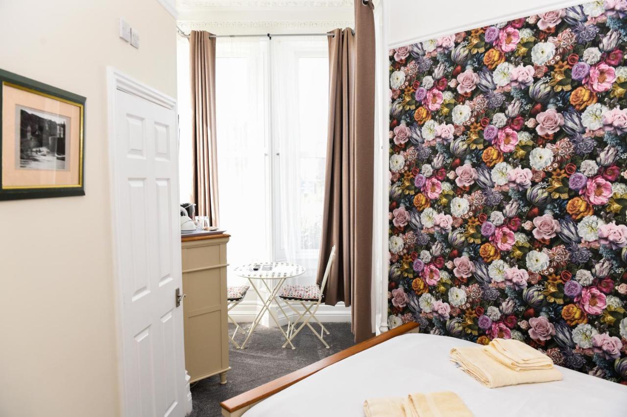 Hillcrest Whitby Bed and Breakfast Exteriör bild