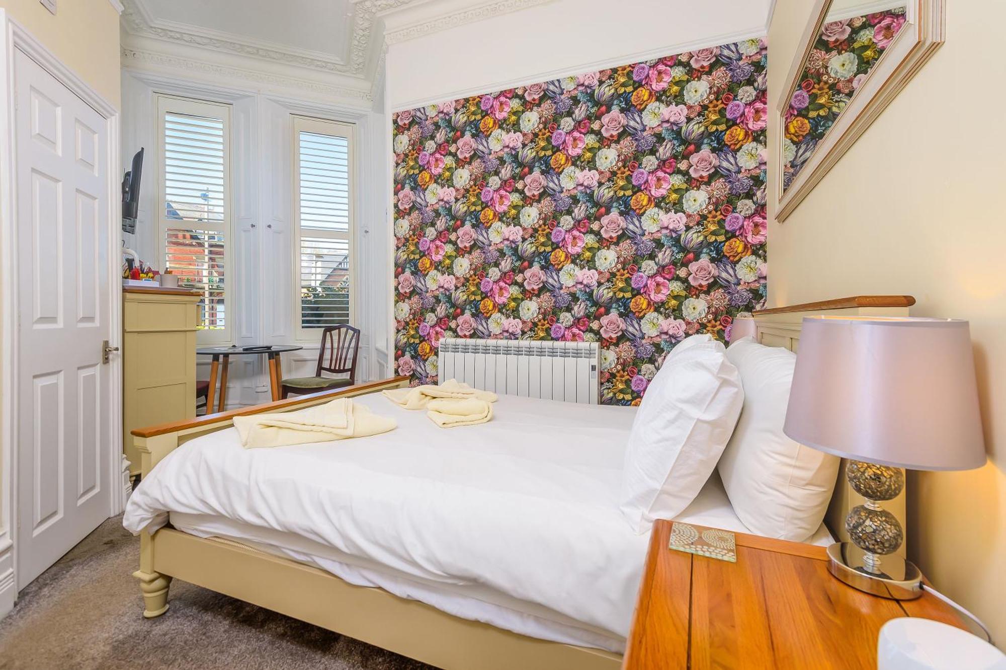 Hillcrest Whitby Bed and Breakfast Exteriör bild