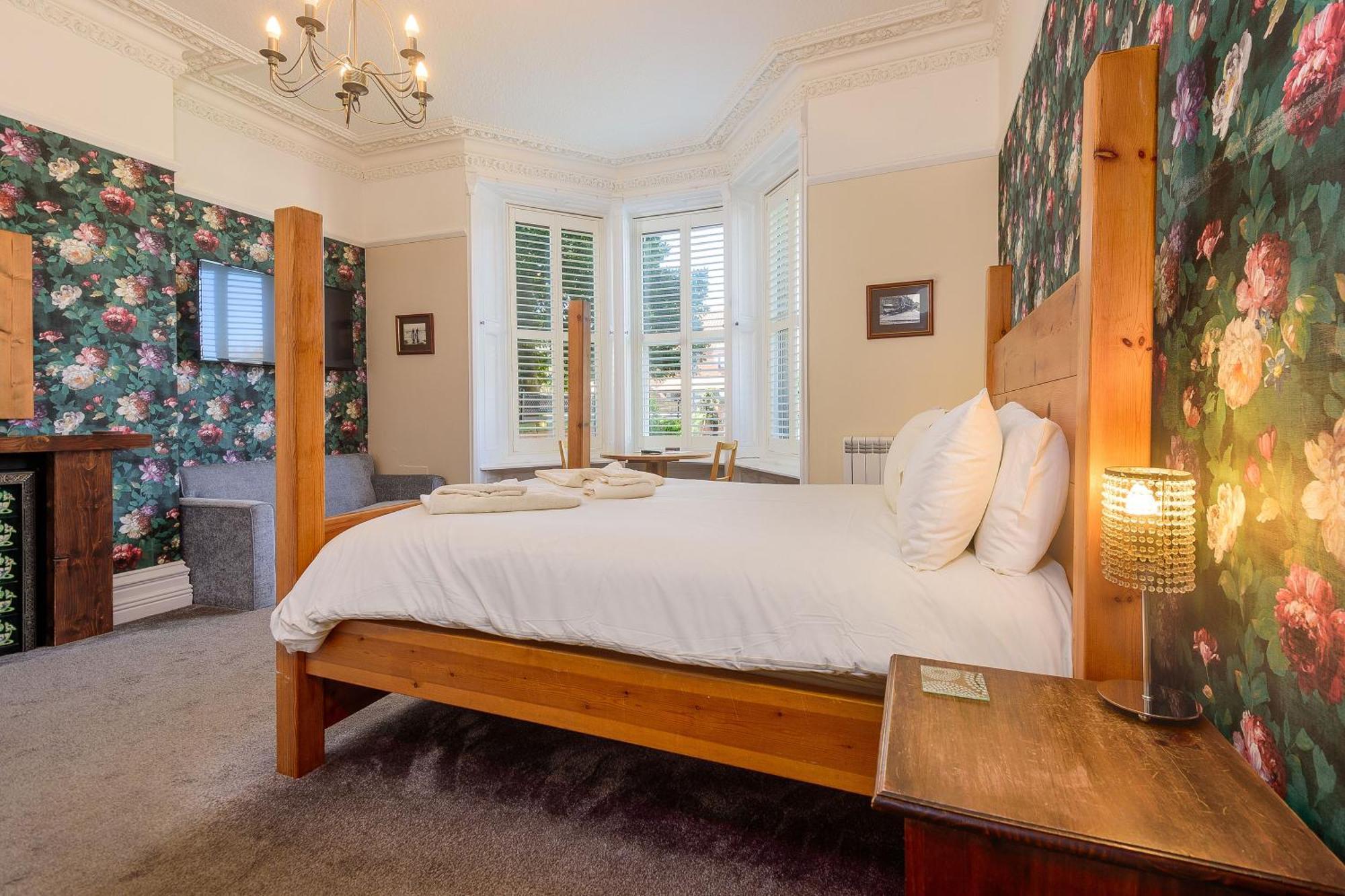 Hillcrest Whitby Bed and Breakfast Exteriör bild